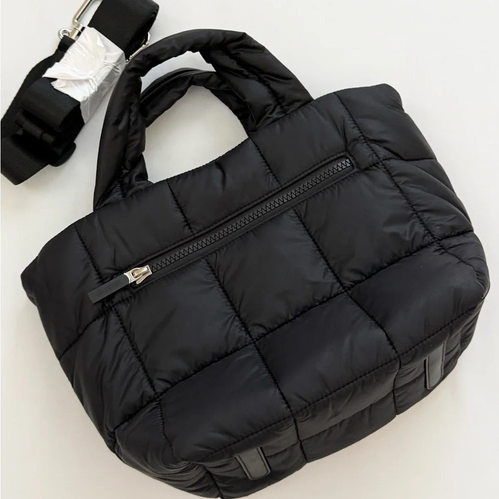 Lululemon Quilted Grid Small Tote, Black - Picture 3 of 16